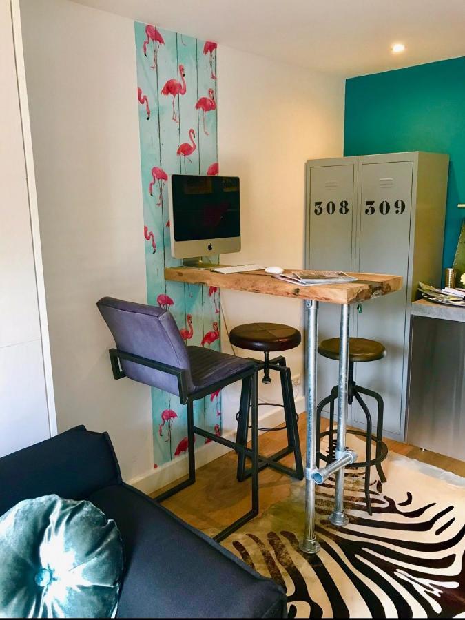 Boutique Hide & Seek, Bed & Beach Bed and Breakfast Den Haag Buitenkant foto